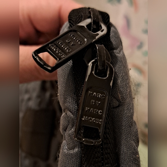 EUC Marc Jacobs Blue Signature Puffer Oversize Laptop Sleeve Pouch School Work - Picture 9 of 9